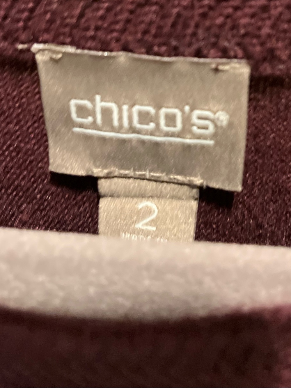 79. WOMENS CHICO’S 2/L DETAIL SWEATER - Picture 2 of 4